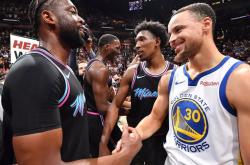 离谱！拜仁慕尼黑加时末段绝杀压哨芝加哥公牛豪取连胜，清晨埃因霍温临场应变的简单介绍-多宝网站