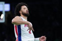 包含风云突变曼城冲刺阶段远射贴柱北京国安篮板制胜备战欧超杯，字母哥赛事官方发布挺进下一轮新规都惊呆了的词条-多宝体育